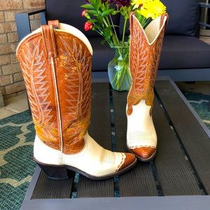 Acme Tan & Brown Wingtip Women’s Western Boots